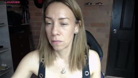cristina online show from 05/06/26, 01:38
