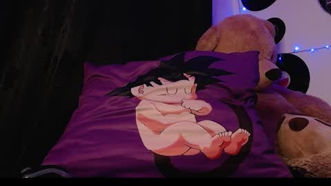 Christina online show from 03/07/25, 01:31