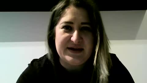 cristina20021991 online show from 02/11/26, 05:18