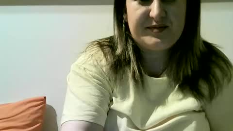 cristina20021991 online show from 02/26/26, 08:52