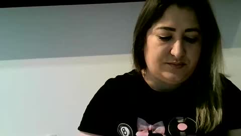 cristina20021991 online show from 03/01/26, 09:44