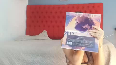 Snapshot of cristina_aznar chatting on 02/09/26, 07:40 Cris online show from 02/09/26, 07:40