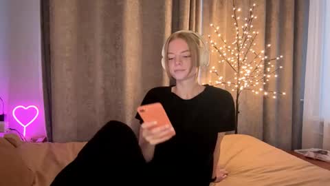 Marry online show from 04/11/26, 02:54