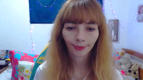 Snapshot of cristinewinter chatting on 03/26/26, 07:03 cristinewinter online show from 03/26/26, 07:03