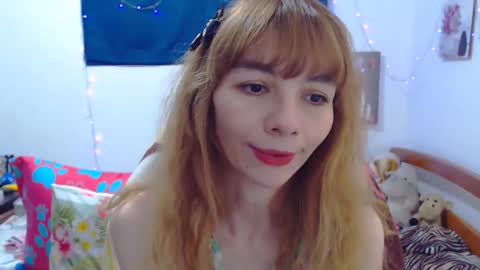 Snapshot of cristinewinter chatting on 03/27/26, 07:25 cristinewinter online show from 03/27/26, 07:25