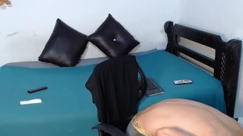 Cristofer online show from 02/10/25, 01:14