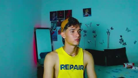 Cristofer online show from 02/19/25, 01:29