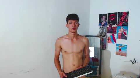 Cristofer online show from 03/03/25, 04:25