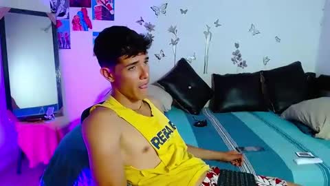 Cristofer online show from 03/12/25, 01:25