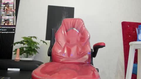 cristopher23  online show from 01/25/25, 01:54