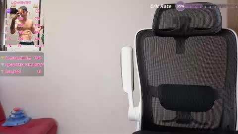 cristopher23  online show from 04/19/26, 06:10