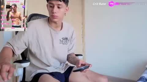 cristopher23  online show from 06/25/26, 12:20