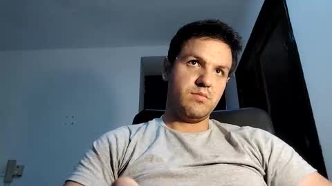 cristopher3042 online show from 11/05/25, 02:00