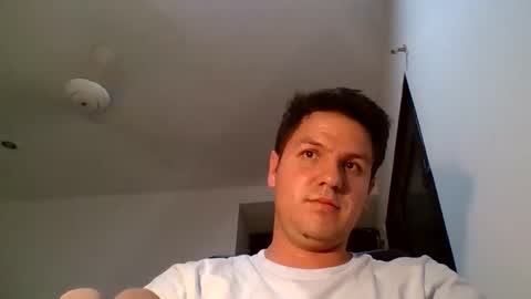 Snapshot of cristopher3042 chatting on 05/27/26, 05:04 cristopher3042 online show from 05/27/26, 05:04