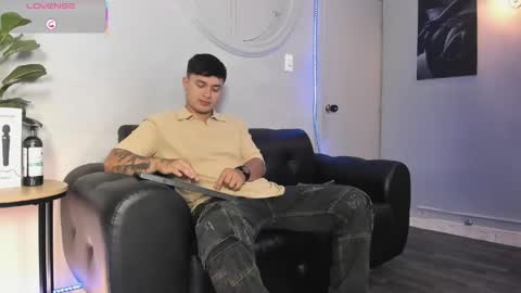 Cristopher online show from 05/30/26, 02:03
