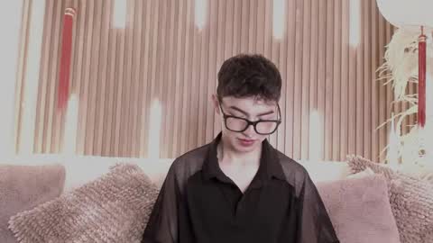 Cristopher  online show from 06/01/26, 08:32