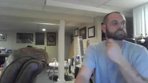 Snapshot of crm400 chatting on 09/14/25, 12:43 billybasement online show from 09/14/25, 12:43