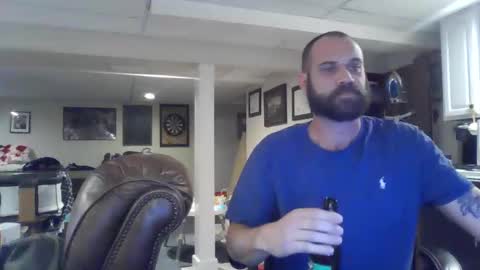 Snapshot of crm400 chatting on 11/02/25, 02:47 billybasement online show from 11/02/25, 02:47