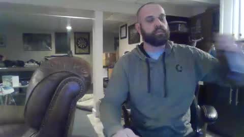 Snapshot of crm400 chatting on 11/29/25, 03:09 billybasement online show from 11/29/25, 03:09