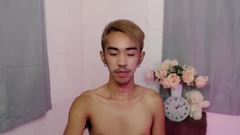 crocodale online show from 10/26/25, 09:42