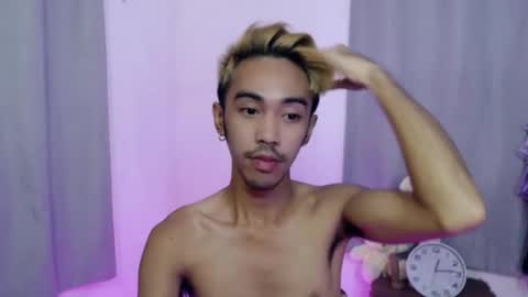 crocodale online show from 11/25/25, 08:47