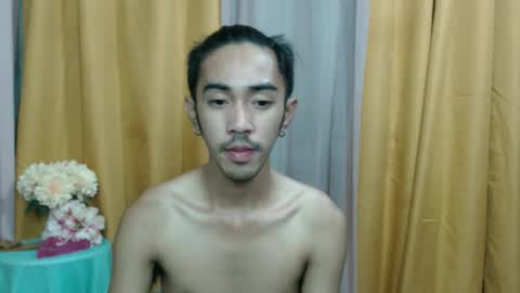 crocodale online show from 04/04/26, 02:14