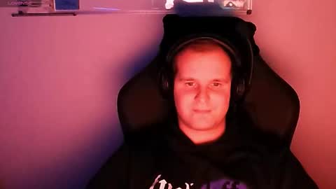 Anderson online show from 11/26/25, 05:25