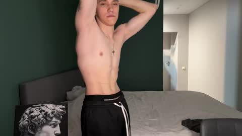 cronck52 online show from 11/19/25, 07:25