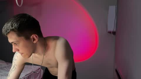 cronck52 online show from 04/19/26, 07:27