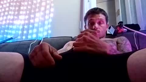 crossbo112293 online show from 07/12/26, 11:34