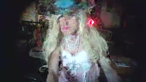 Crossdrsr19 online show from 06/10/26, 04:45