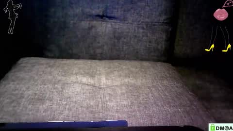 Snapshot of crossdresser64 chatting on 10/23/25, 02:33 Linda Cross online show from 10/23/25, 02:33