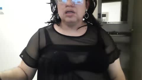 Linda Cross online show from 08/03/26, 10:13