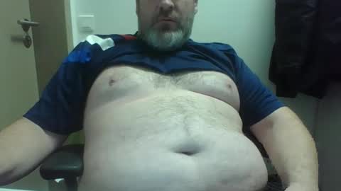 Crouch1 online show from 10/29/25, 11:12