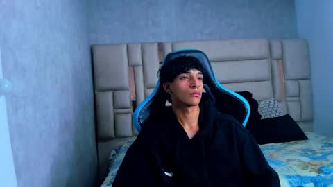 Croy online show from 03/26/26, 06:57