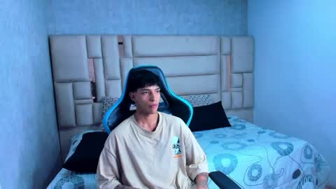 Croy online show from 04/08/26, 05:07