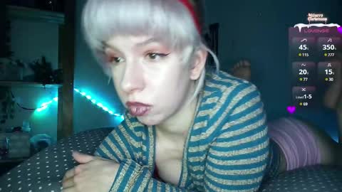 Snapshot of cruellagoth chatting on 12/24/24, 05:34 Cruella online show from 12/24/24, 05:34