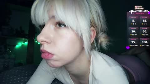 Snapshot of cruellagoth chatting on 01/20/25, 03:18 Cruella online show from 01/20/25, 03:18