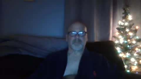Snapshot of cruising_guy chatting on 09/29/25, 03:00 fun guy online show from 09/29/25, 03:00