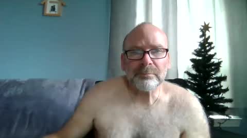 Snapshot of cruising_guy chatting on 10/20/25, 02:39 fun guy online show from 10/20/25, 02:39