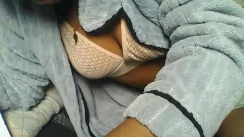 crush069 online show from 10/23/25, 05:51