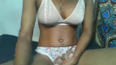 crush069 online show from 11/15/25, 10:56