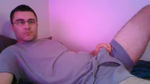 Snapshot of crush380 chatting on 12/31/24, 07:40 Crush380 online show from 12/31/24, 07:40