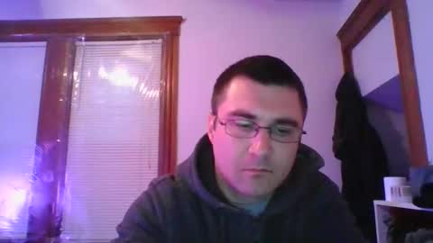 Snapshot of crush380 chatting on 01/06/25, 09:32 Crush380 online show from 01/06/25, 09:32