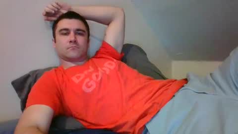 Snapshot of crush380 chatting on 03/05/25, 08:32 Crush380 online show from 03/05/25, 08:32