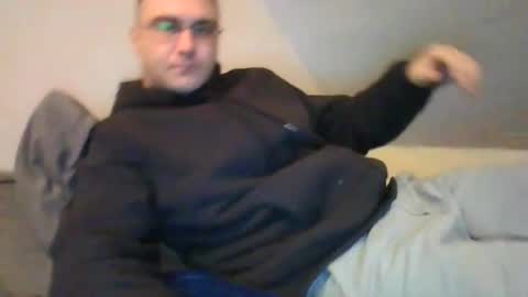 Snapshot of crush380 chatting on 03/08/25, 10:56 Crush380 online show from 03/08/25, 10:56