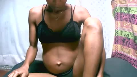 crushlove069 online show from 02/06/26, 03:00