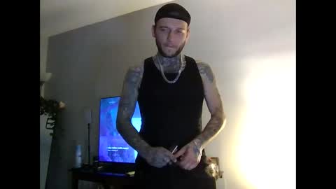 Snapshot of cruz815 chatting on 12/15/25, 12:48 cruz815 online show from 12/15/25, 12:48