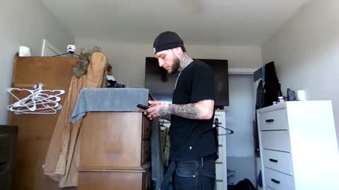 cruz815 online show from 04/12/26, 02:11