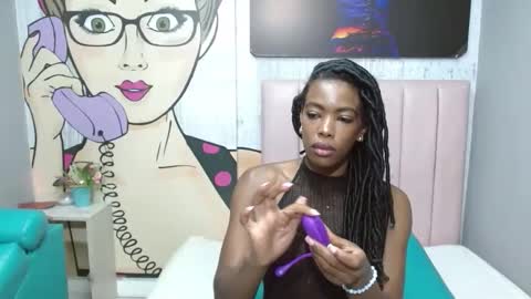 cruzsofia_res online show from 05/28/26, 12:13